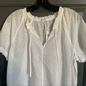 White short-sleeve blouse